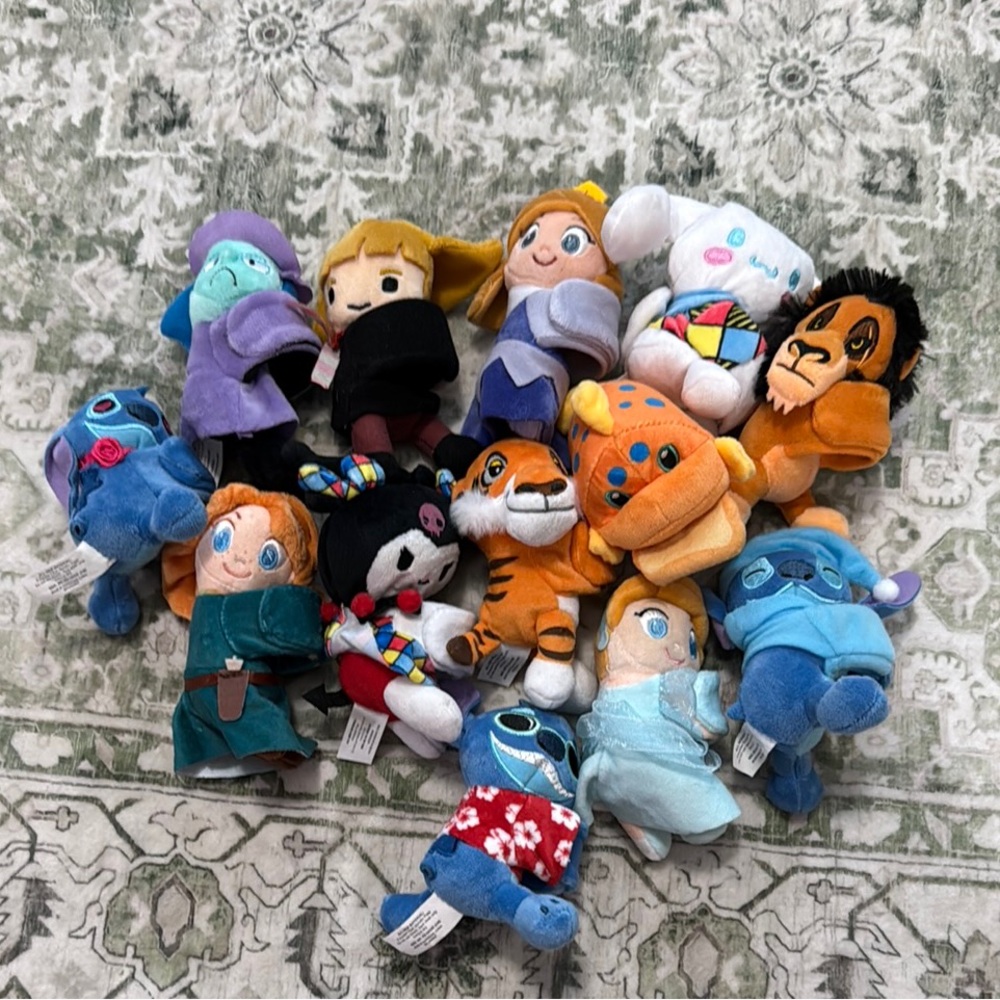 cutie cuff lot